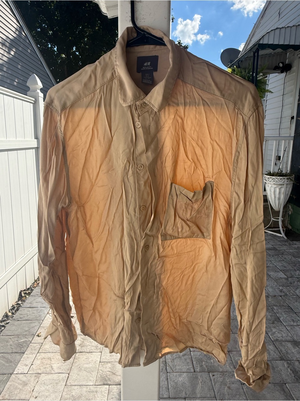 H&M Men's Button-Down Shirt in Light Beige/Tan